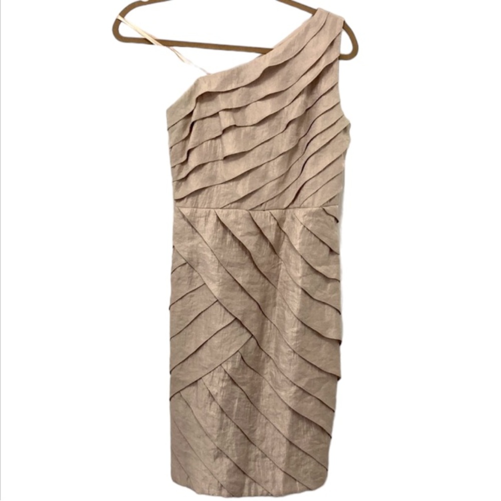 Adrianna Papell Tiered One Shoulder Gold Shimmery Cocktail Dress Sz 4 - Picture 3 of 7